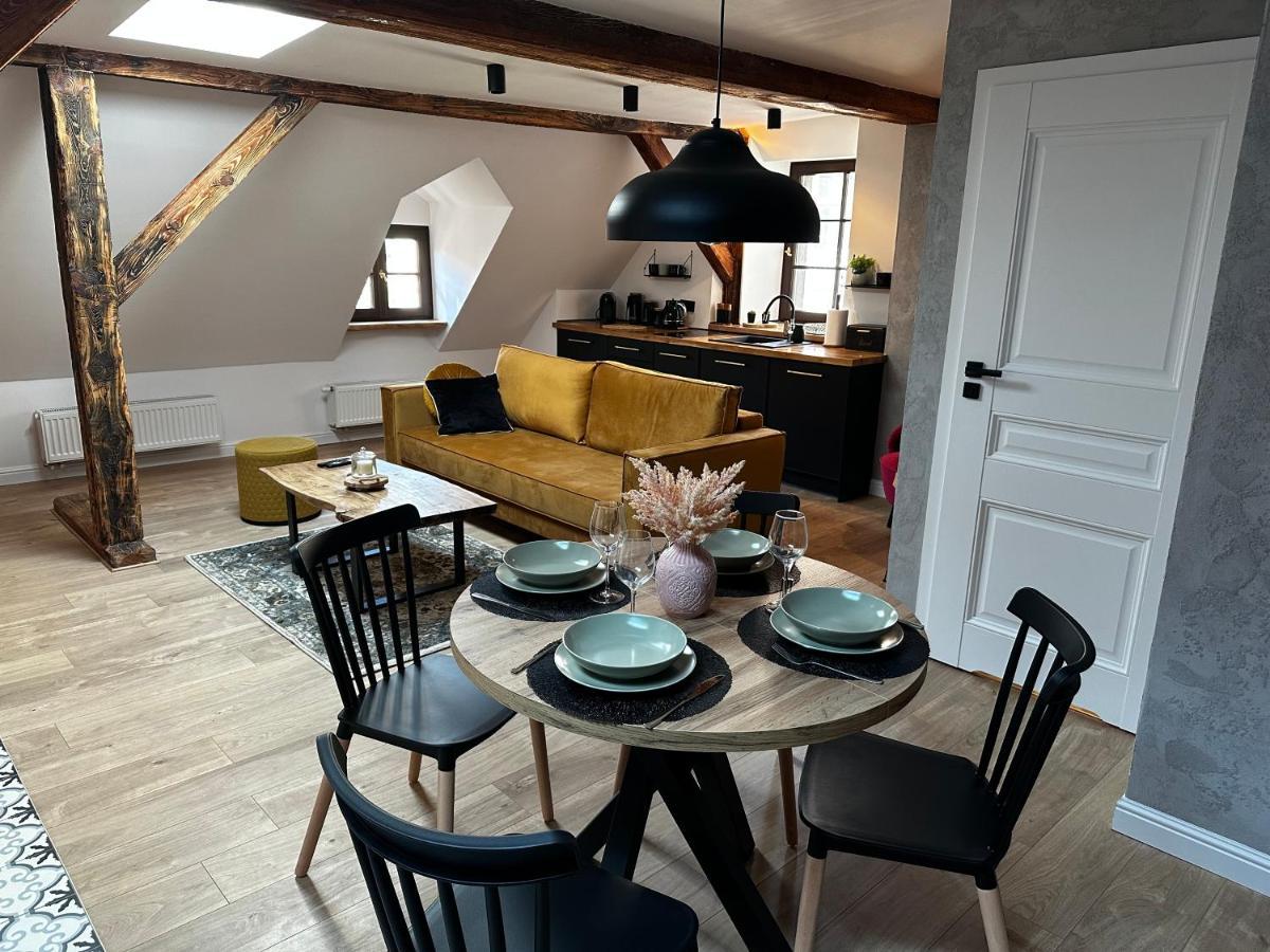 Apartament Miodowy - Darmowy Parking - Klmatyzacja - Wifi ทอรูน ภายนอก รูปภาพ