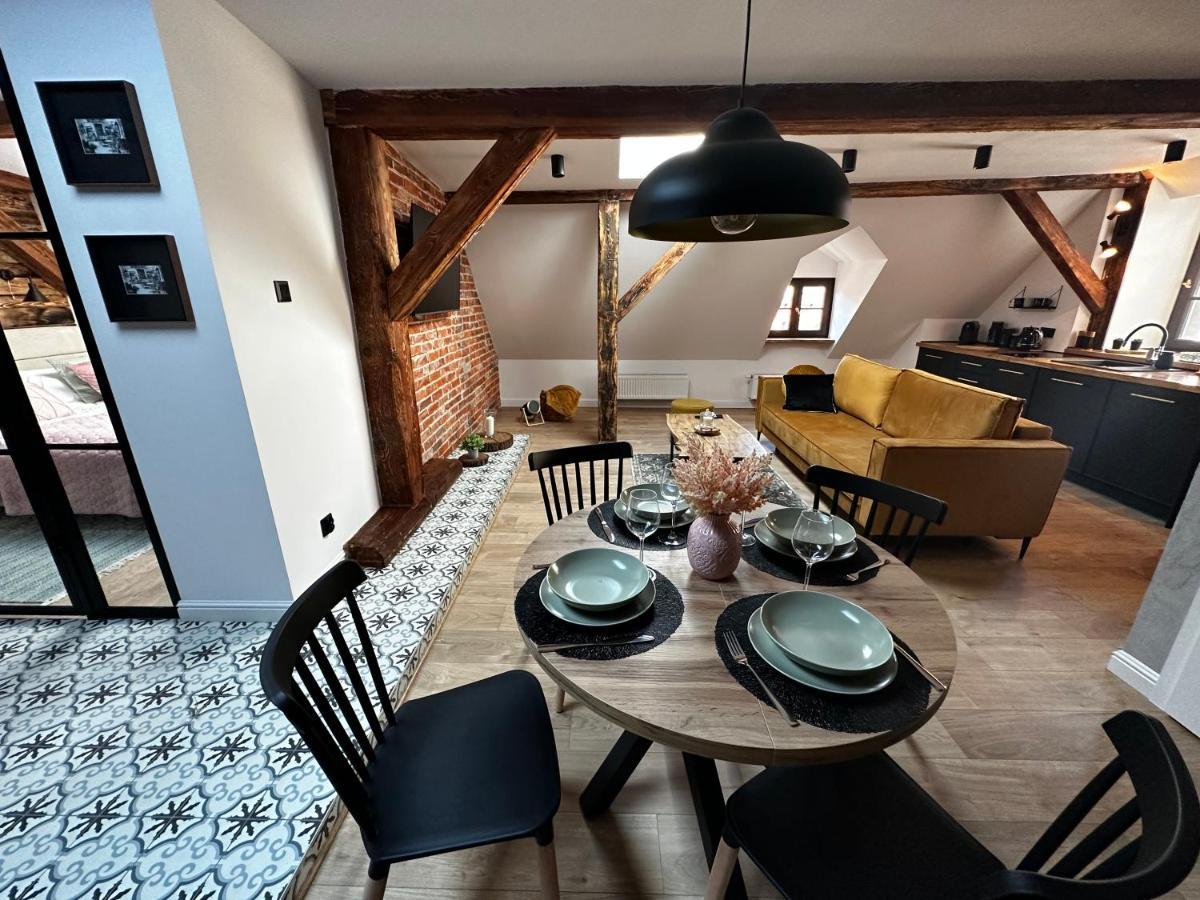 Apartament Miodowy - Darmowy Parking - Klmatyzacja - Wifi ทอรูน ภายนอก รูปภาพ