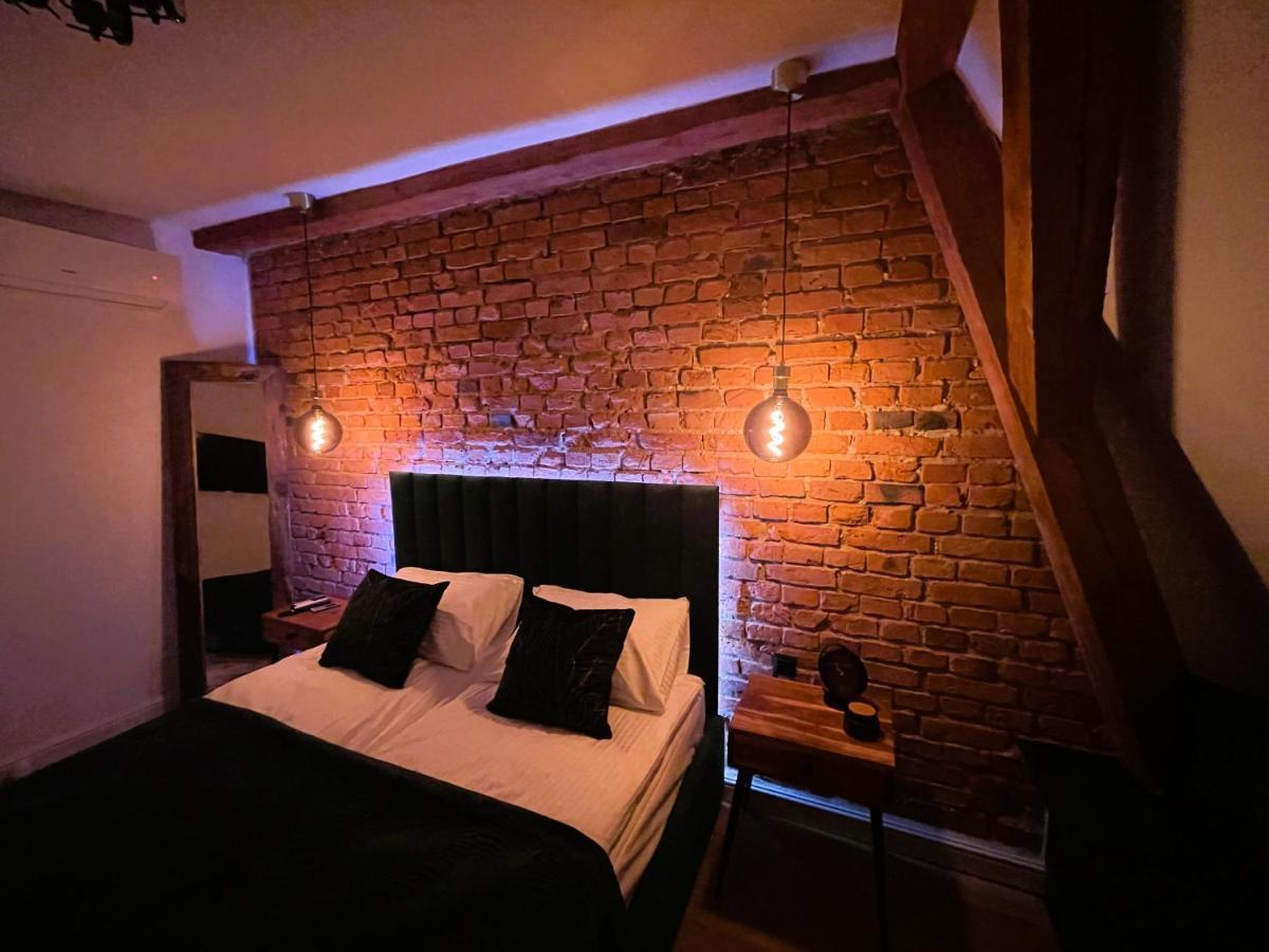 Apartament Miodowy - Darmowy Parking - Klmatyzacja - Wifi ทอรูน ภายนอก รูปภาพ