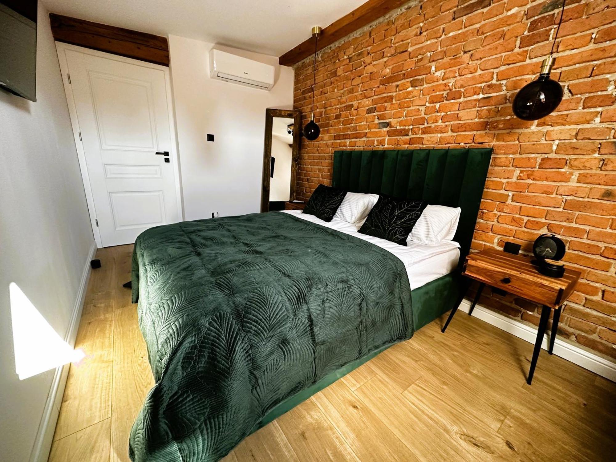 Apartament Miodowy - Darmowy Parking - Klmatyzacja - Wifi ทอรูน ภายนอก รูปภาพ