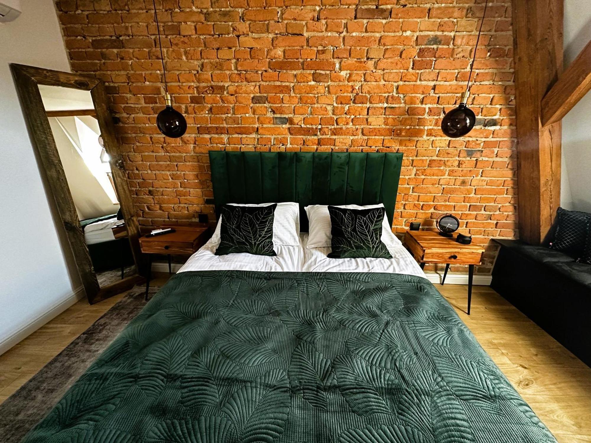 Apartament Miodowy - Darmowy Parking - Klmatyzacja - Wifi ทอรูน ภายนอก รูปภาพ